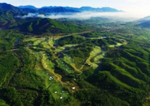 Les meilleurs parcours de golf au Centre du Vietnam : Une Destination de Golf Incontournable en Asie