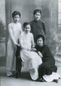 Ao dai – Mode : robe traditionnelle vietnamienne