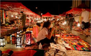 Découverte des marchés locaux au Laos